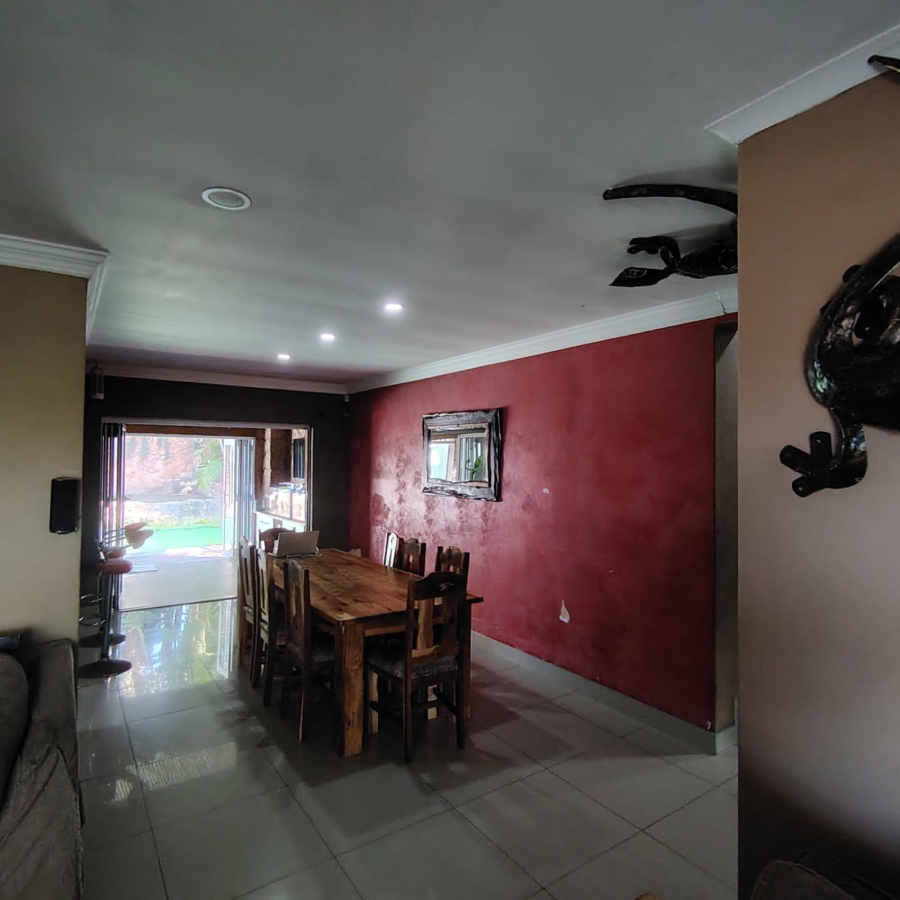 6 Bedroom Property for Sale in Haven Hills Eastern Cape